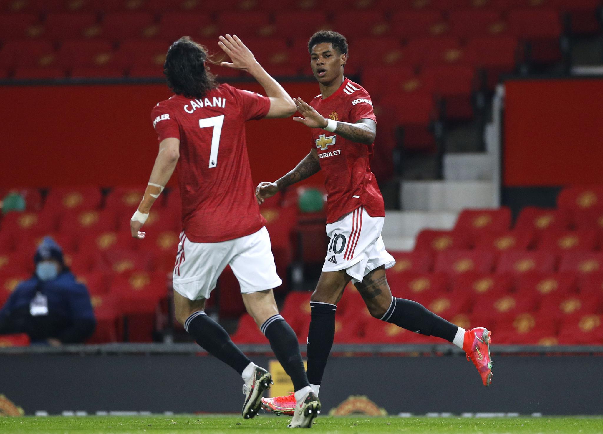 例形成鲜明 例形成鲜明